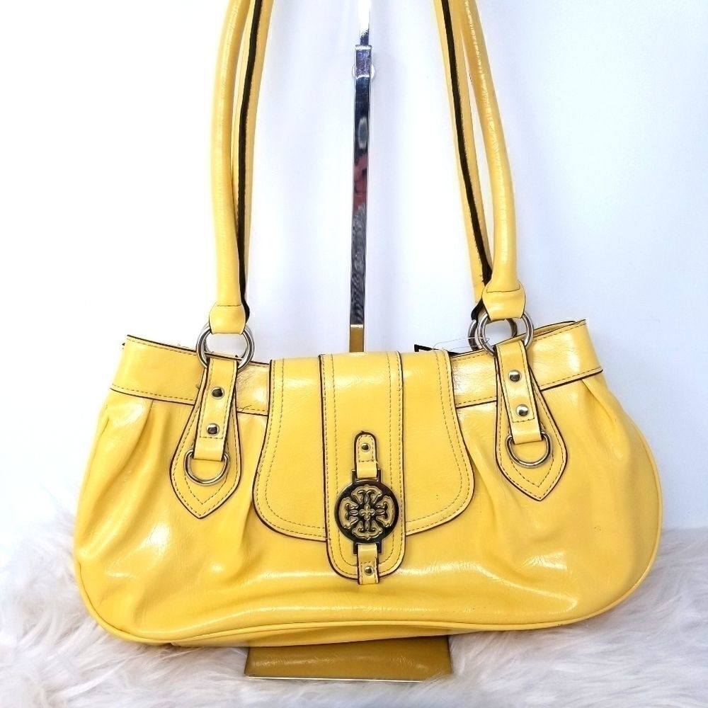 NWT. Treviso Yellow Shoukder Bag.